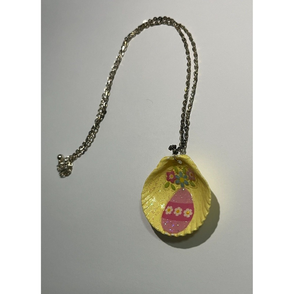 Handmade Art Easter Seashell Necklace approx 18" chain gift‎ kawaii happy egg